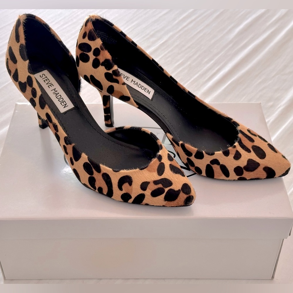 NWT Steve Madden | Elusive-L Leopard Cow-hair Heels